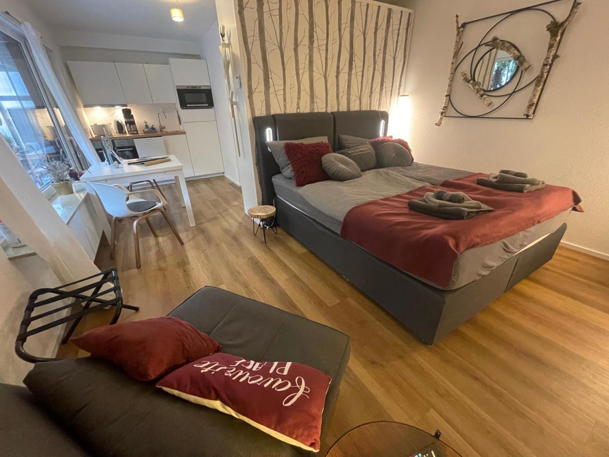 Rosmarin - Kuschelige Fewo - Romantik & Entspannung Im Whirlpool Auf Privater Terrasse, Ruhe & Hund Willkommen - By Ferienwohnenamsee - Uberlingen Εξωτερικό φωτογραφία